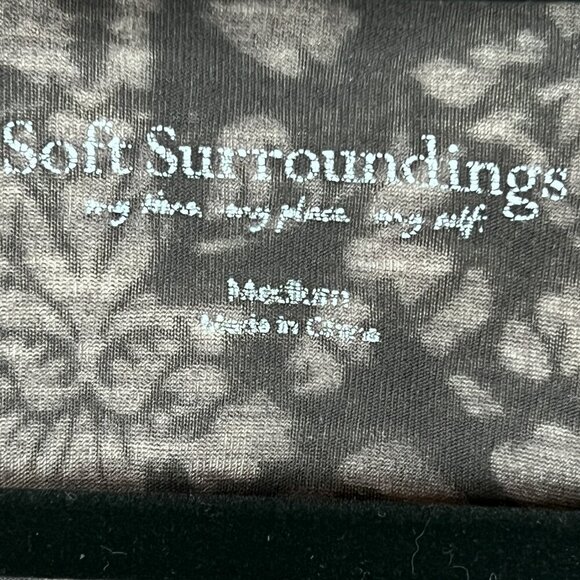 Soft Surroundings Lavender Gray Boho Print Tunic High-Low Hem Size M - Picture 4 of 4